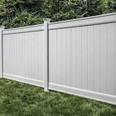 Ready-to-Assemble Emblem 6 ft high · 8 ft wide White Vinyl Flat-Top Vinyl Fence Panel