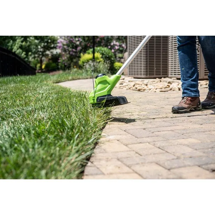 Greenworks 24-Volt 11 in. TORQDRIVE String Trimmer, 2Ah USB Battery and Charger Included ST24B214, photo 7 of 10