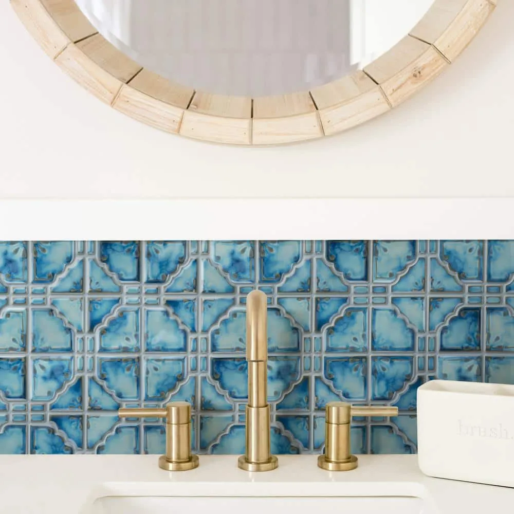 Merola Tile Moonbeam Diva Blue 12 in. x 12 in. Porcelain Mosaic Tile (9.79 sq. ft. / Case), photo 2 of 8