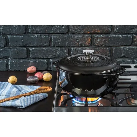 Enamelware 6 qt. Round Cast Iron Dutch Oven in Midnight with Lid