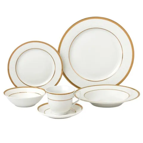 Formal Gold Border Porcelain Dinnerware Set (Service for 4)
