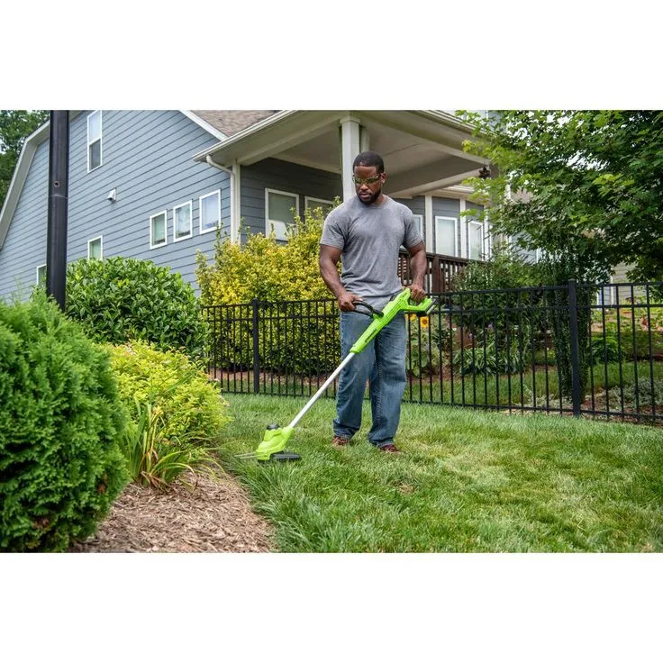 Greenworks 24-Volt 12 in. TORQDRIVE String Trimmer, 2Ah USB Battery and Charger Included ST24B212, photo 5 of 7
