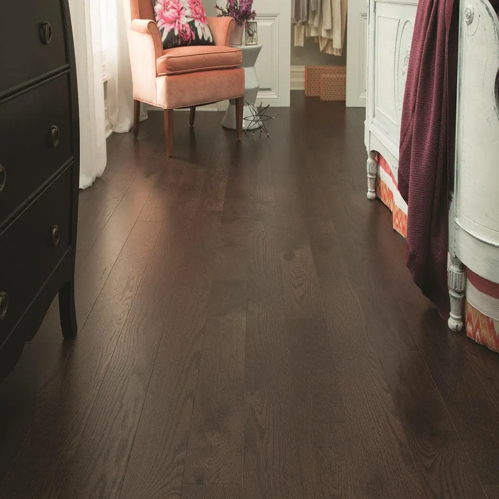 Blue Ridge Hardwood Flooring Espresso Red Oak 3/8 in. T x 5 in. W Tongue and Groove Wire Brushed Engineered Hardwood Flooring (24.5 sq. ft./Case), photo 2 of 6