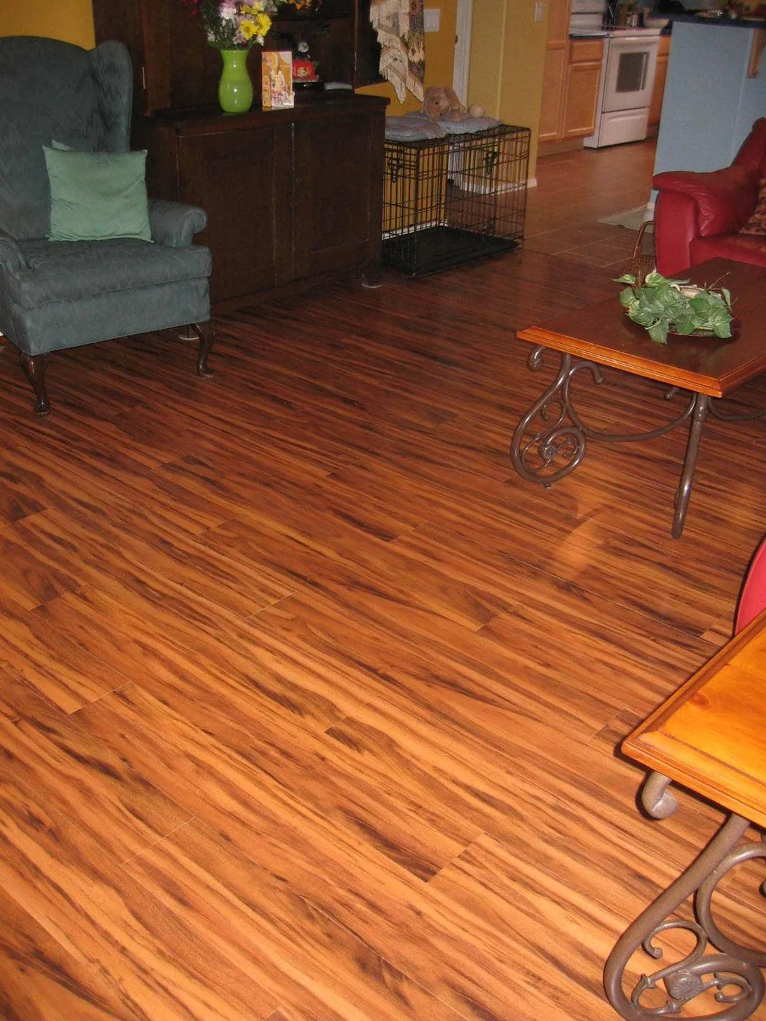 BuildDirect Siberian Tigerwood 12mm 48" X 6.62" Laminate Flooring (21.963sq. ft. per box), photo 2 of 10