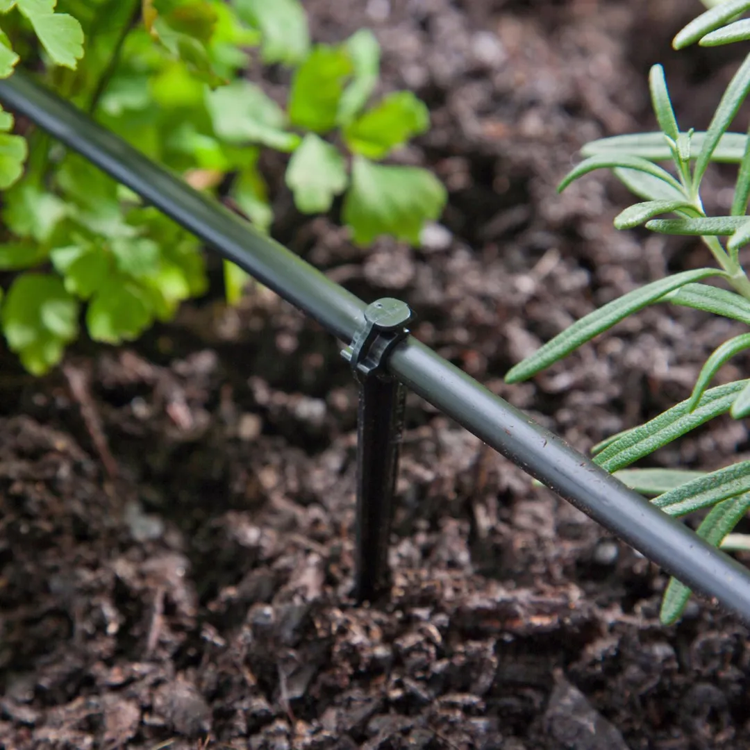 Raindrip 4 in. Tubing Support Stakes for 1/4 in. Drip Irrigation Tubing, 10-Pack, photo 3 of 3