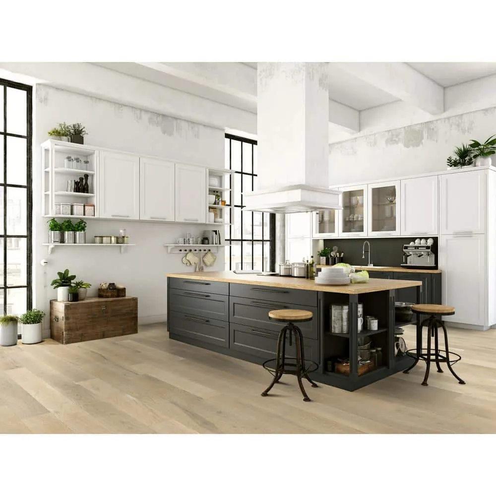 Blue Ridge Hardwood Flooring Castlebury French Linen Eurosawn White Oak 3/4 in. T x 4 in. W Wire Brushed Solid Hardwood Flooring (16 sq.ft./case), photo 5 of 5