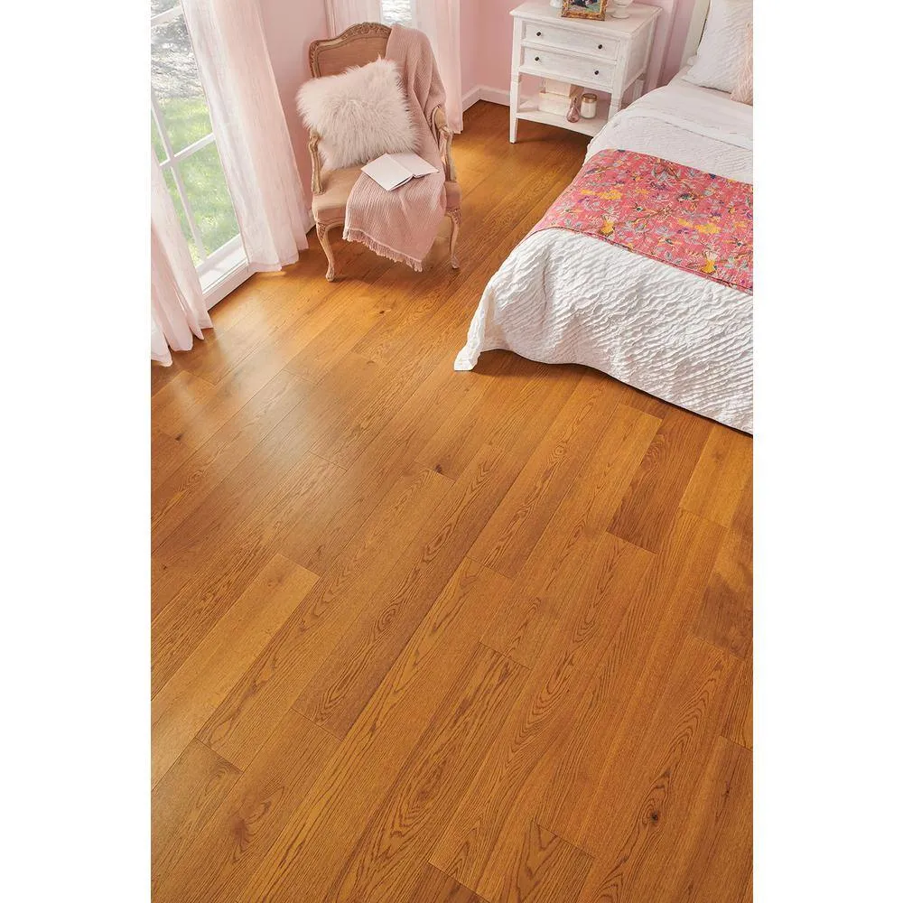Pergo Defense+ Hales Oak 3/8 in. T x 7.5 in. W Click Lock Distressed Engineered Hardwood Flooring (1104.3 sq.ft./pallet), photo 4 of 13