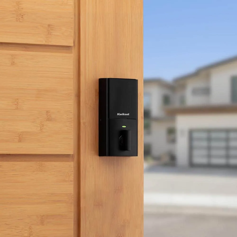 Kwikset Halo Touch Matte Black Fingerprint Wi‑Fi Electronic Smart Lock Deadbolt with SmartKey Security & San Clemente Handleset, photo 7 of 8