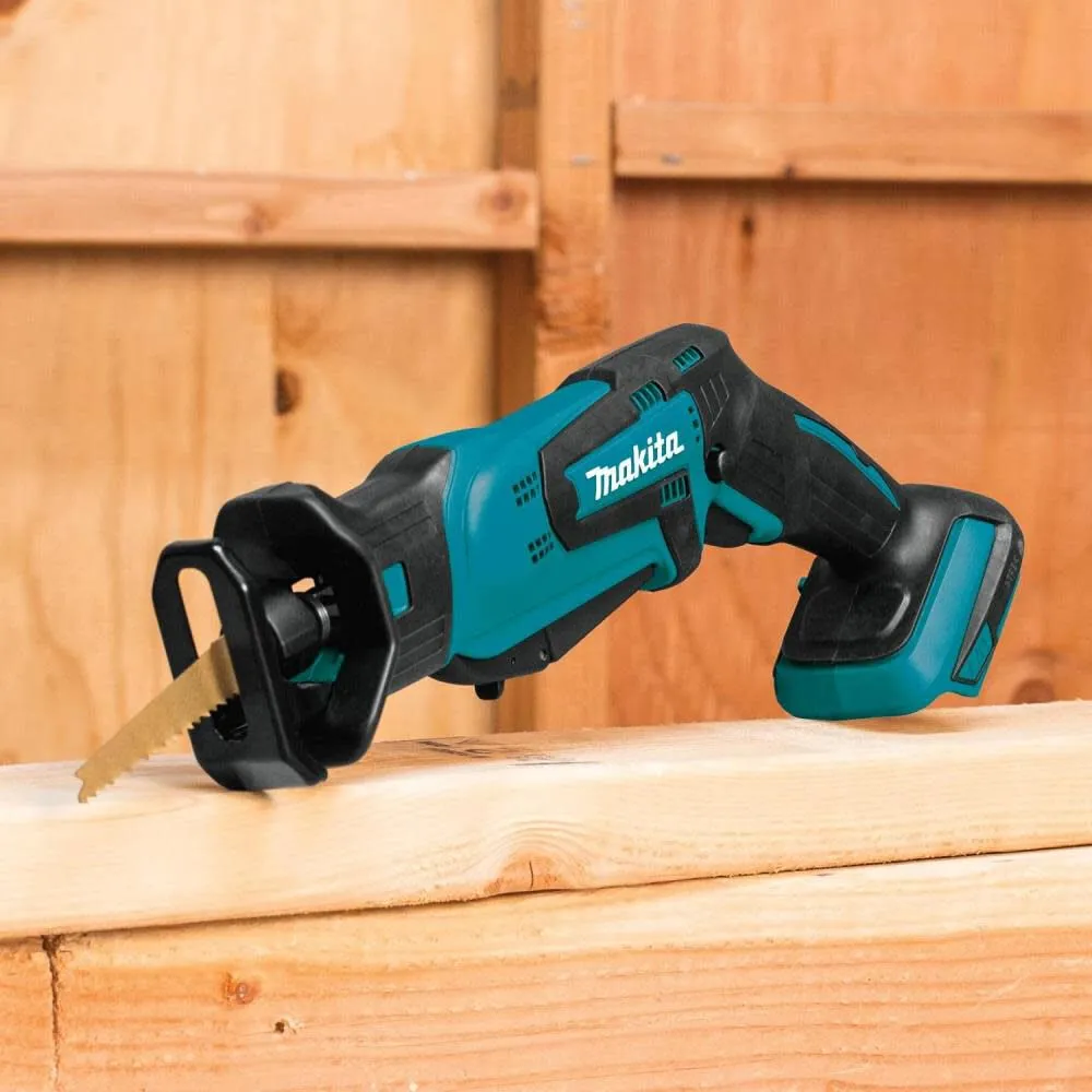 Makita 18V LXT Lithium‑Ion Cordless 8‑Piece Combo Kit (3.0Ah) – Drill, Impact Driver, Circular Saw, Recip Saw, Random Orbit Sander, Impact Wrench, Blower, LED Flashlight, photo 3 of 8