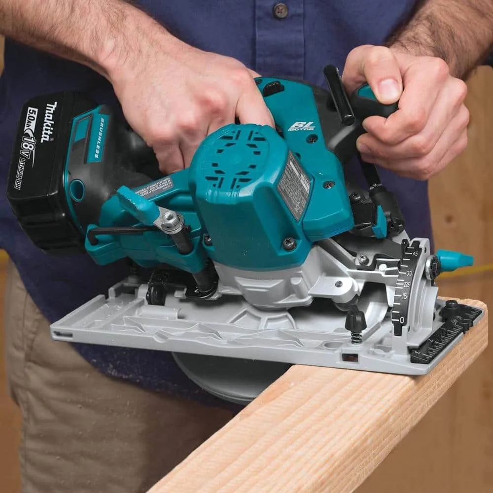 Makita 18V LXT Lithium-Ion Brushless Cordless Combo Kit (Hammer Drill/ Impact Driver/ Circular Saw/ Flashlight) 5.0Ah, photo 4 of 13