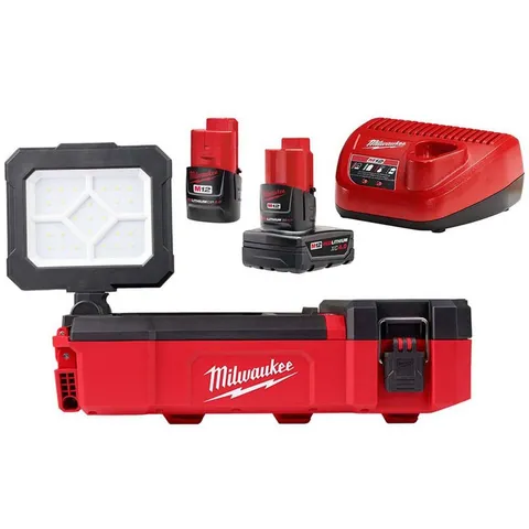 M12 PACKOUT Cordless Flood Light (1,400 Lumens) with USB Charging