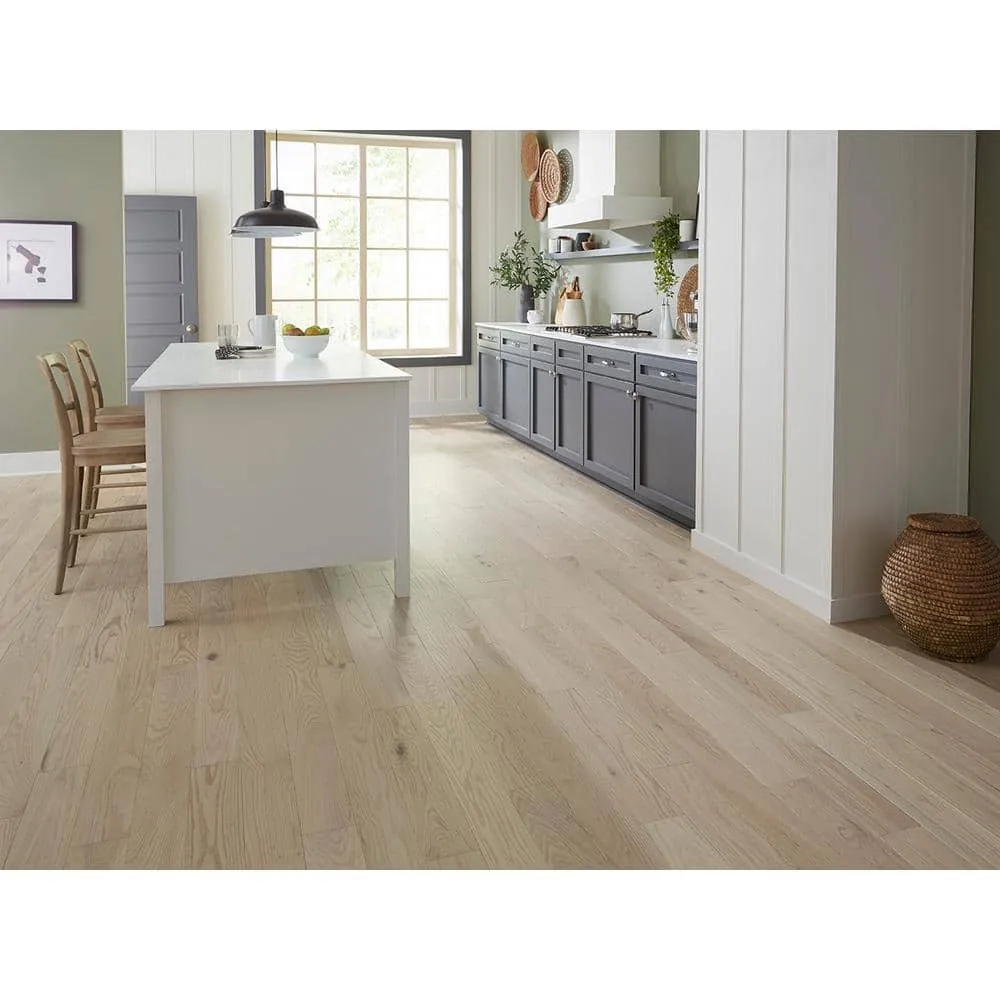 Blue Ridge Hardwood Flooring Northern Coast Oceans Edge Oak 3/4 in. T x 5 in. W Smooth Solid Hardwood Flooring (20 sq.ft./case), photo 2 of 8