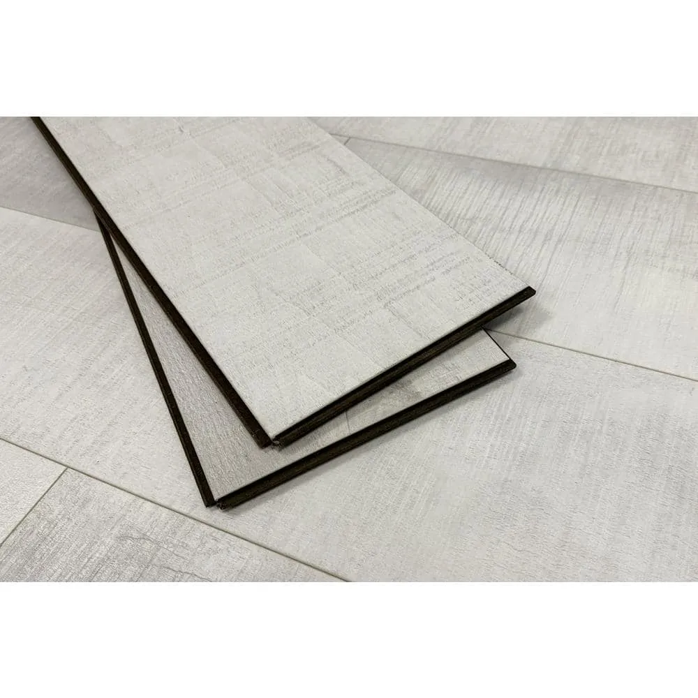 Montserrat Summa Pristine White 14 mm T x 7.75 in. W HDF Waterproof AC5 Click Lock Laminate Wood Flooring (23.09 sq. ft./case), photo 7 of 9