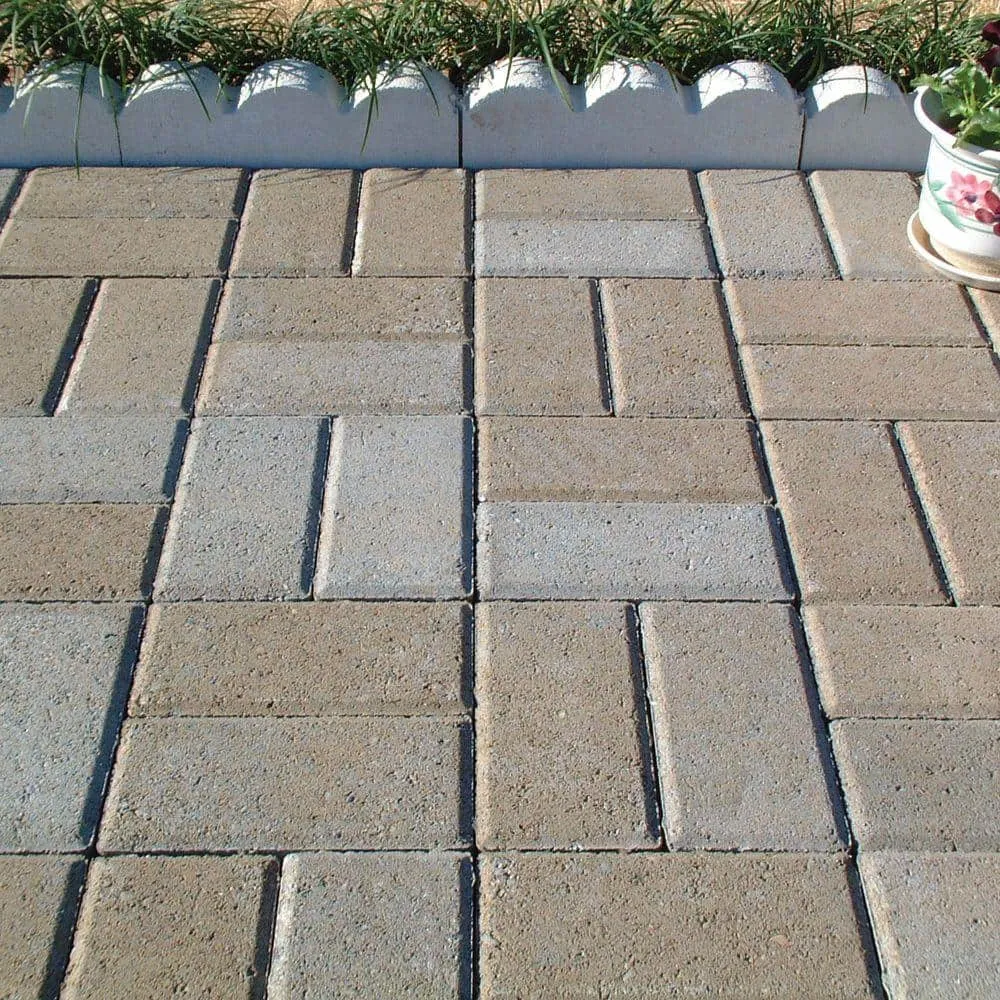 Pavestone Holland 45 mm 7.87 in. L x 3.94 in. W x 1.77 in. H Rivertown Blend Concrete Paver ( 672-Piece/145 sq. ft./Pallet), photo 2 of 8