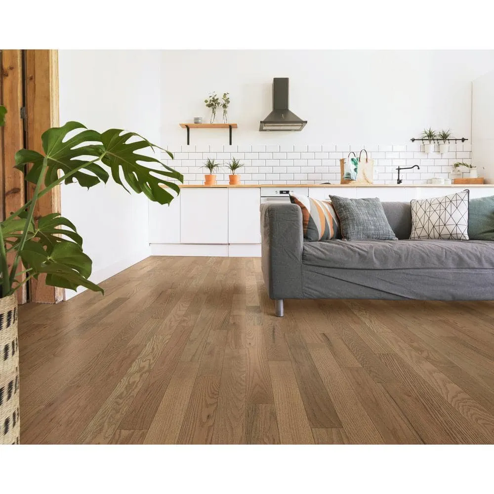 Blue Ridge Hardwood Flooring Northern Coast Rock Cliffs Oak 3/4 in. T x 3 in. W Smooth Solid Hardwood Flooring (24 sq.ft./case), photo 2 of 9