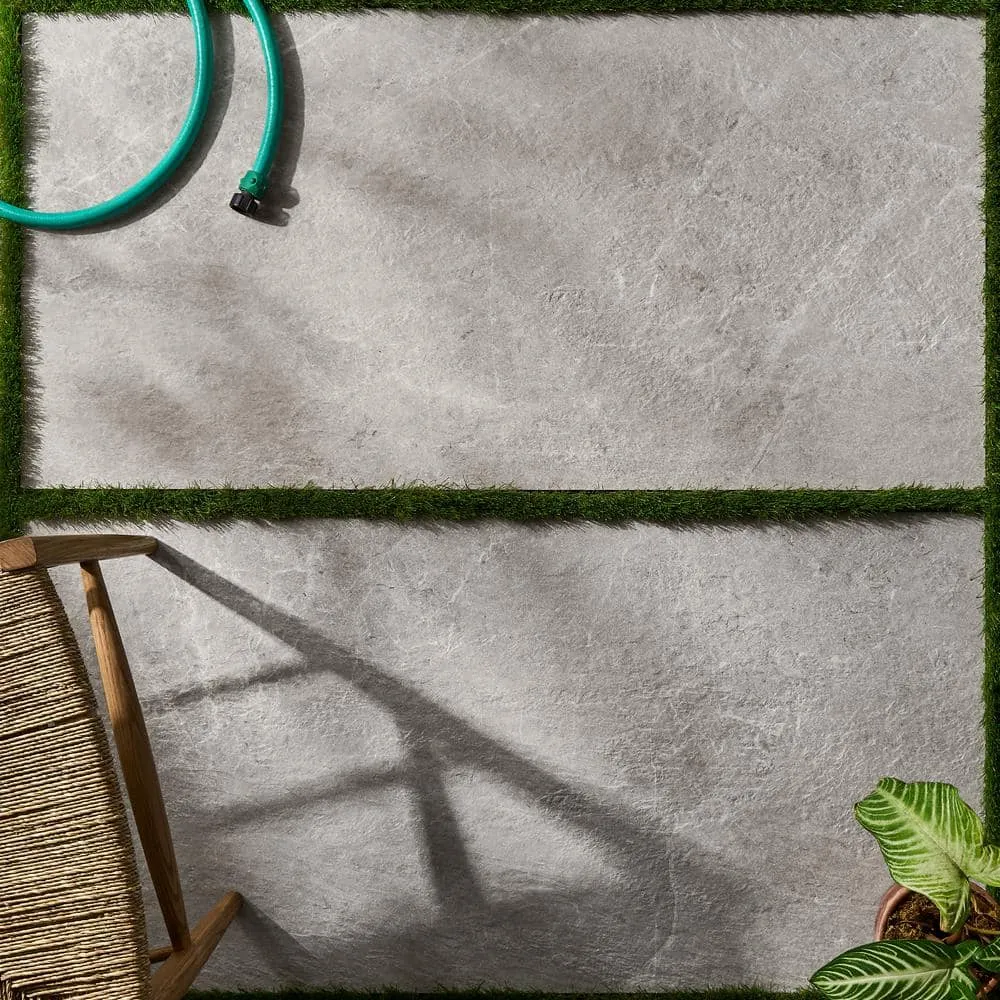 Ivy Hill Tile LithoTech 23.62 in. x 47.24 in. x 0.78 in. Silver Gray Matte Porcelain Floor Paver Tile (7.74 sq. ft./Each), photo 3 of 8