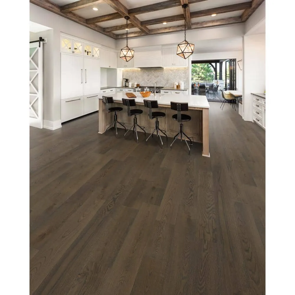 Blue Ridge Hardwood Flooring Castlebury Solstice White Oak 1/2 in. T X 7.5 in. W Tongue and Groove Engineered Hardwood Flooring (27 sq.ft./case), photo 5 of 5