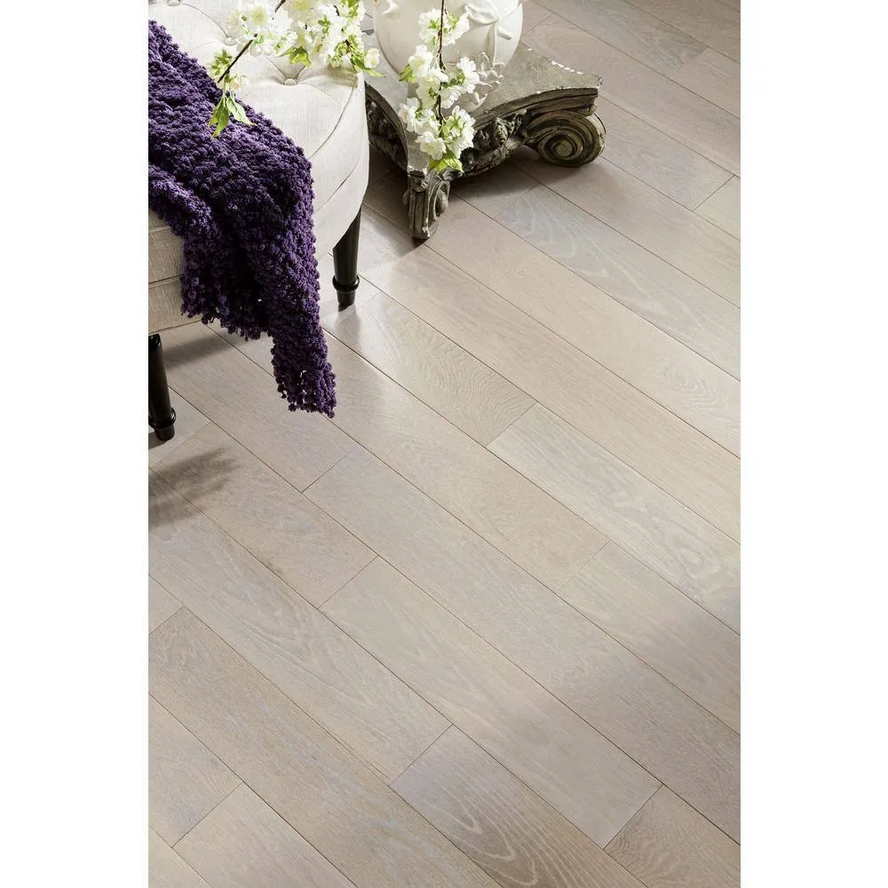Bruce American Originals Sugar White Oak 3/4 in. T x 3-1/4 in. W Smooth Solid Hardwood Flooring (22 sq.ft./ctn), photo 4 of 4