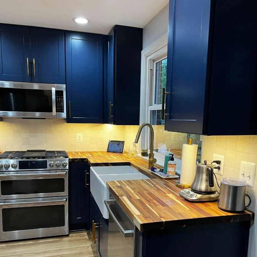 HARDWOOD REFLECTIONS 8 ft. L x 25 in. D Unfinished Acacia Solid Wood Butcher Block Countertop With Square Edge, photo 2 of 10