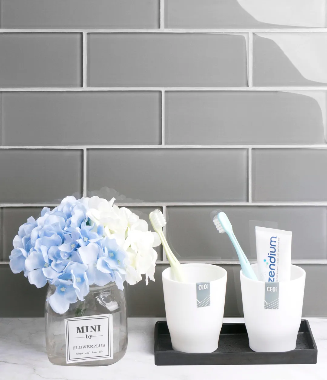 WS Tiles - Premium Dark Gray 3 in. x 9 in. Individual Glass Subway Wall Tile (5 sq. ft / Case), photo 4 of 5