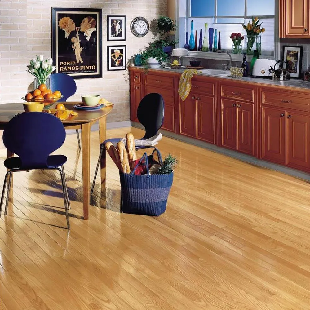 Bruce American Originals Natural Red Oak 3/4in. T x 2-1/4 in. W x Varying L Solid Hardwood Flooring (20 sq.ft./case), photo 2 of 10