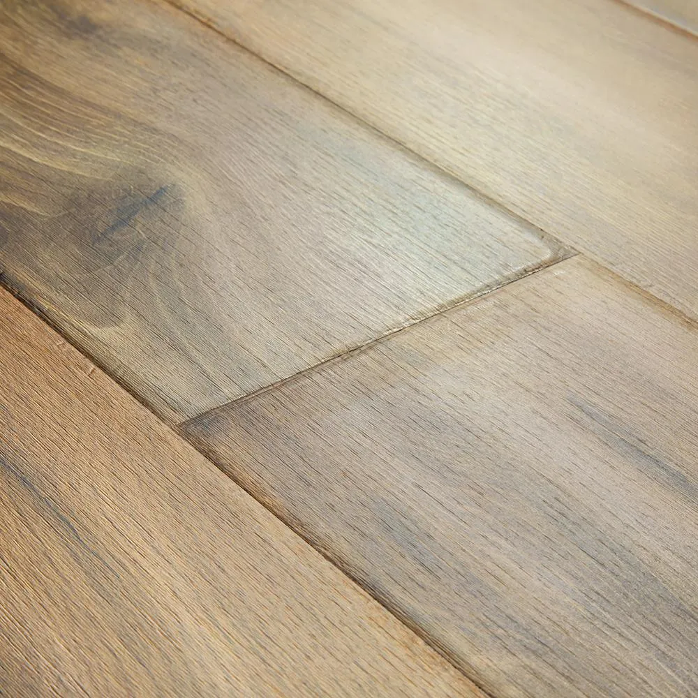 Pergo Outlast+ Waterproof Linton Auburn Oak 10 mm T x 6.14 in. W x 47.24 in. L Laminate Flooring (967.2 sq. ft. / pallet), photo 2 of 18