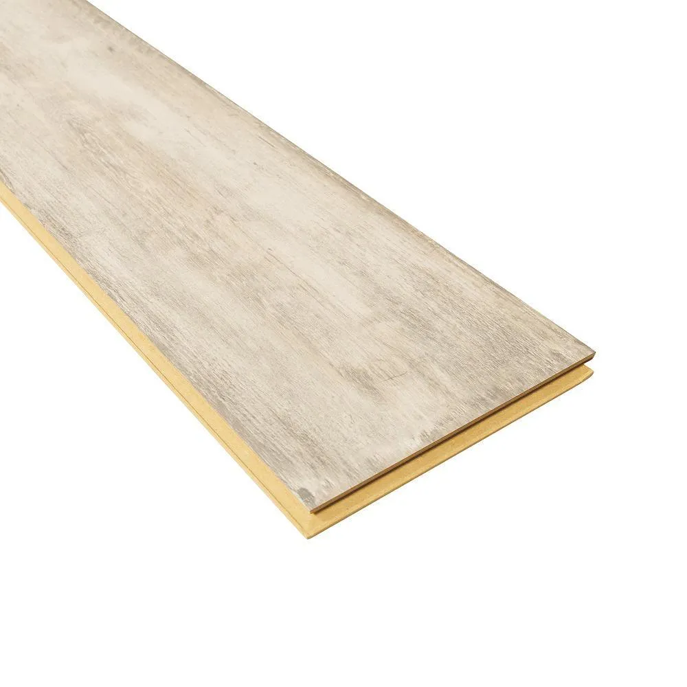 Pergo Outlast+ Waterproof Salted Oak 10 mm T x 7.48 in. W x 54.33 in. L Laminate Flooring (16.93 sq. ft. / case), photo 2 of 9