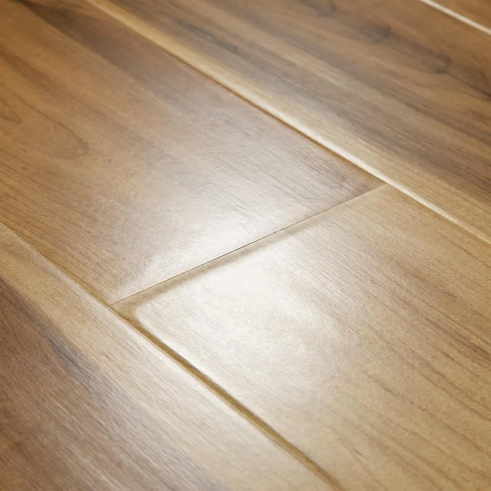 Pergo Outlast+ Waterproof Natural Spalted Maple 10 mm T x 5.23 in. W x 47.24 in. L Laminate Flooring (769.44 sq. ft. / pallet), photo 3 of 8