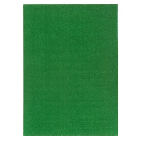 Evergreen Collection 6 ft. 3 in. Artificial Grass Carpet