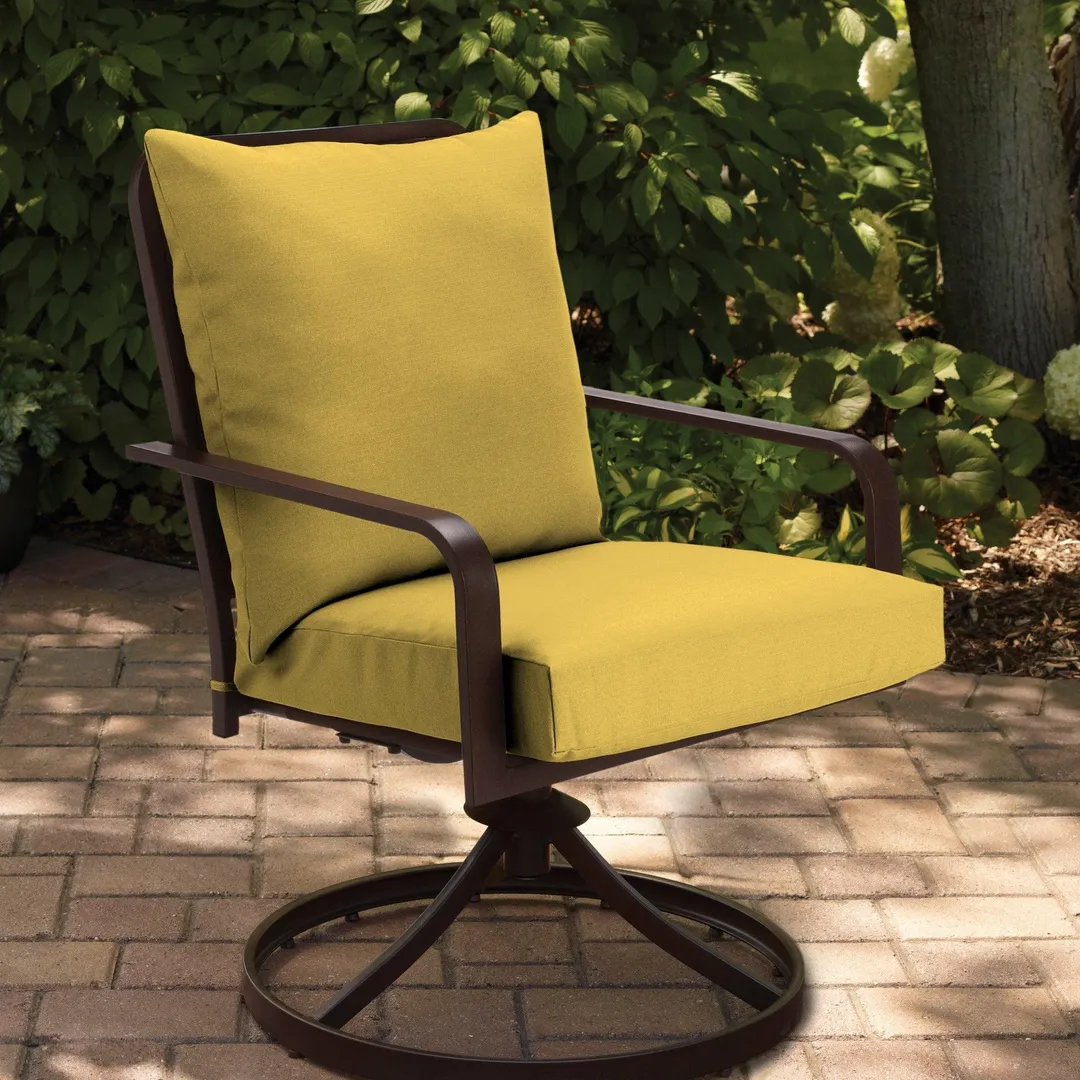 Better Homes & Gardens Daisy Yellow 21 x 21 in. Outdoor Dining Pillow Back Cushion w EnviroGuard, photo 2 of 7