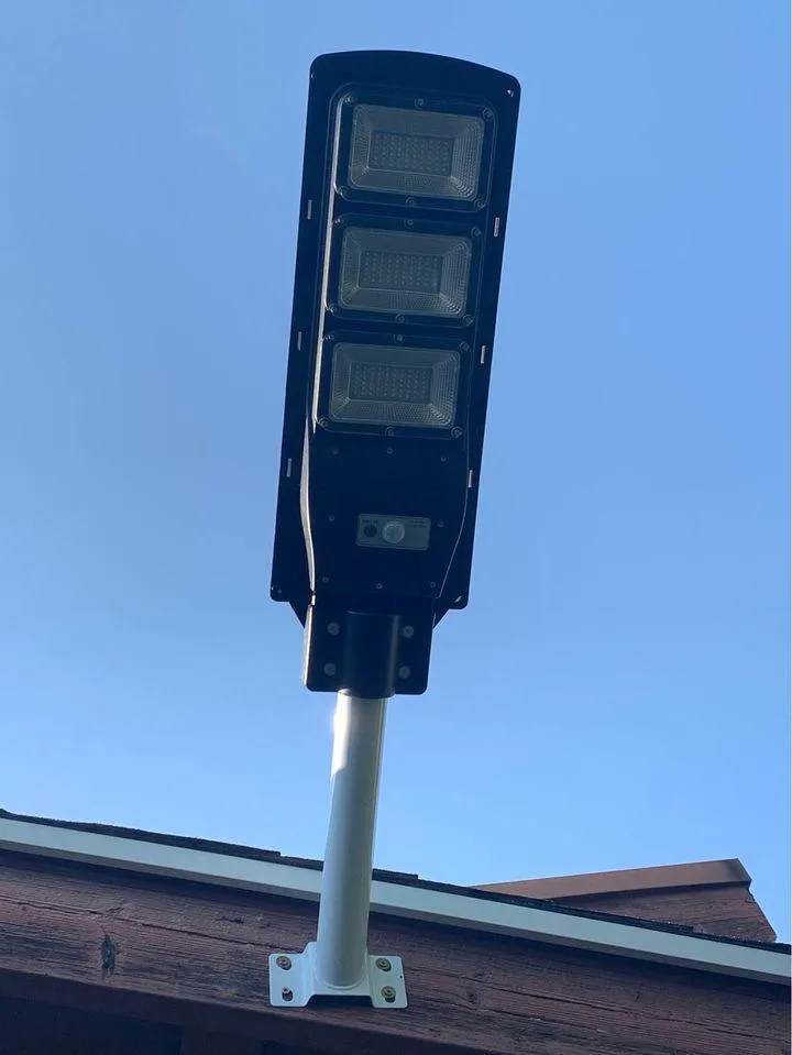 Garden Solar Lights Dusk To Dawn 150W 180 LED's OUTDOOR Solar Powered Energy Security LED Flood Light Lamp With Remote Control / For Parking/Garage/Pathway/RV/Camping / (GO SOLAR & SAVE-MONEY AND ENERGY), photo 3 of 4