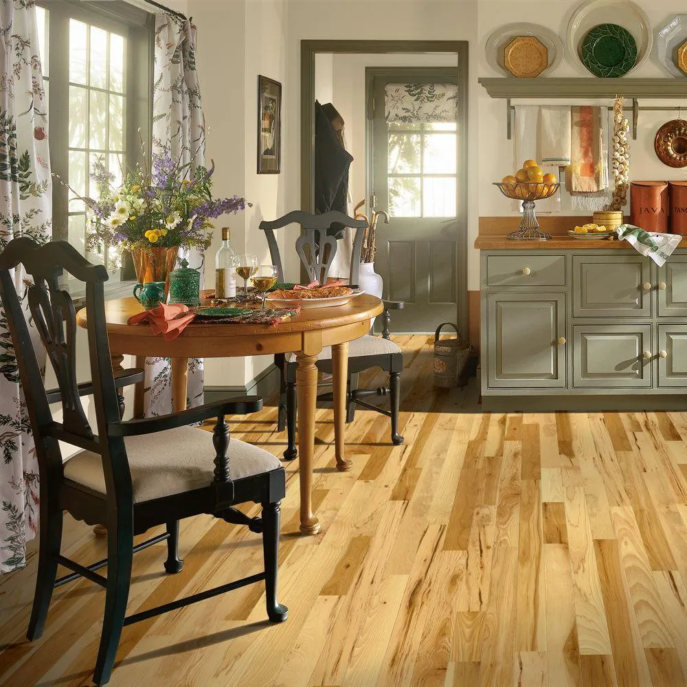 Bruce Hickory Country Natural 3/4 in. Thick x 2-1/4 in. Wide x Varying Length Solid Hardwood Flooring (20 sq. ft. / case), photo 2 of 13