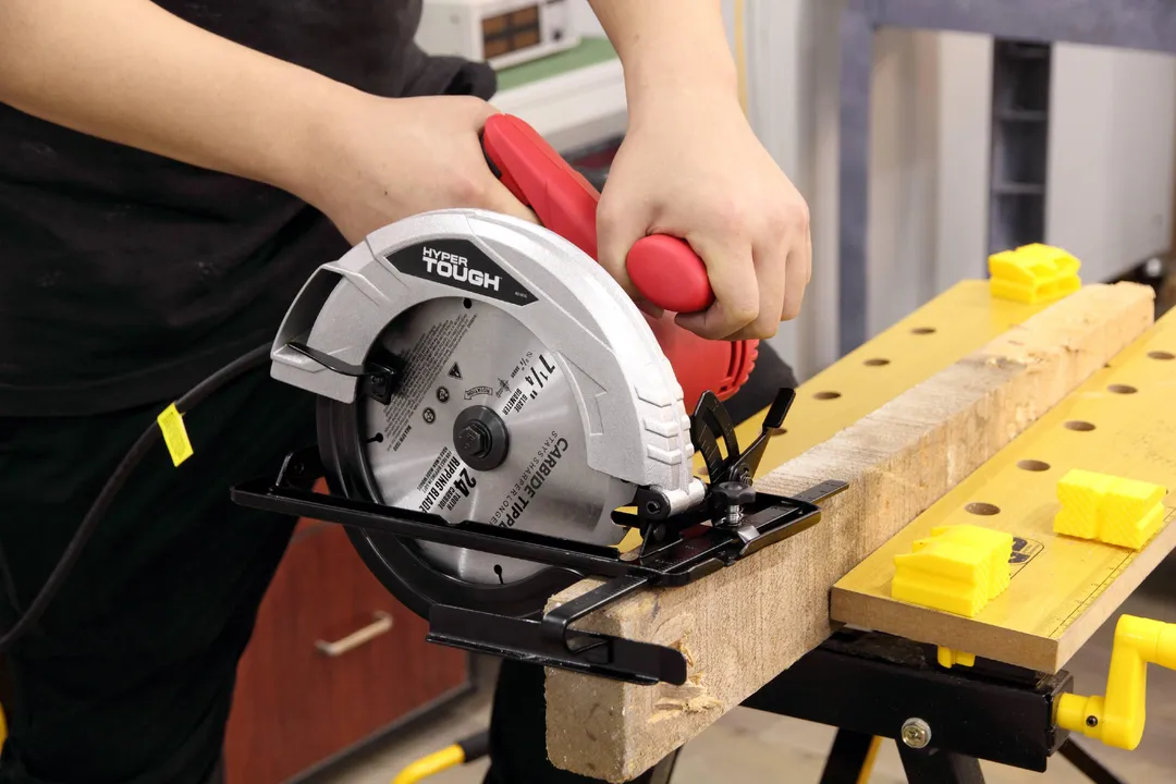 Hyper Tough 12 AMP Corded 7-1/4 inch Circular Saw with Steel Plate Shoe, Adjustable Bevel, Blade & Rip Fence, photo 4 of 8