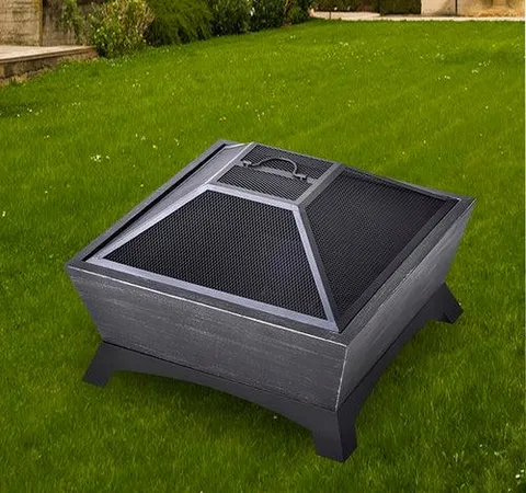 Quality Steel Fire Pit with Log Poker
