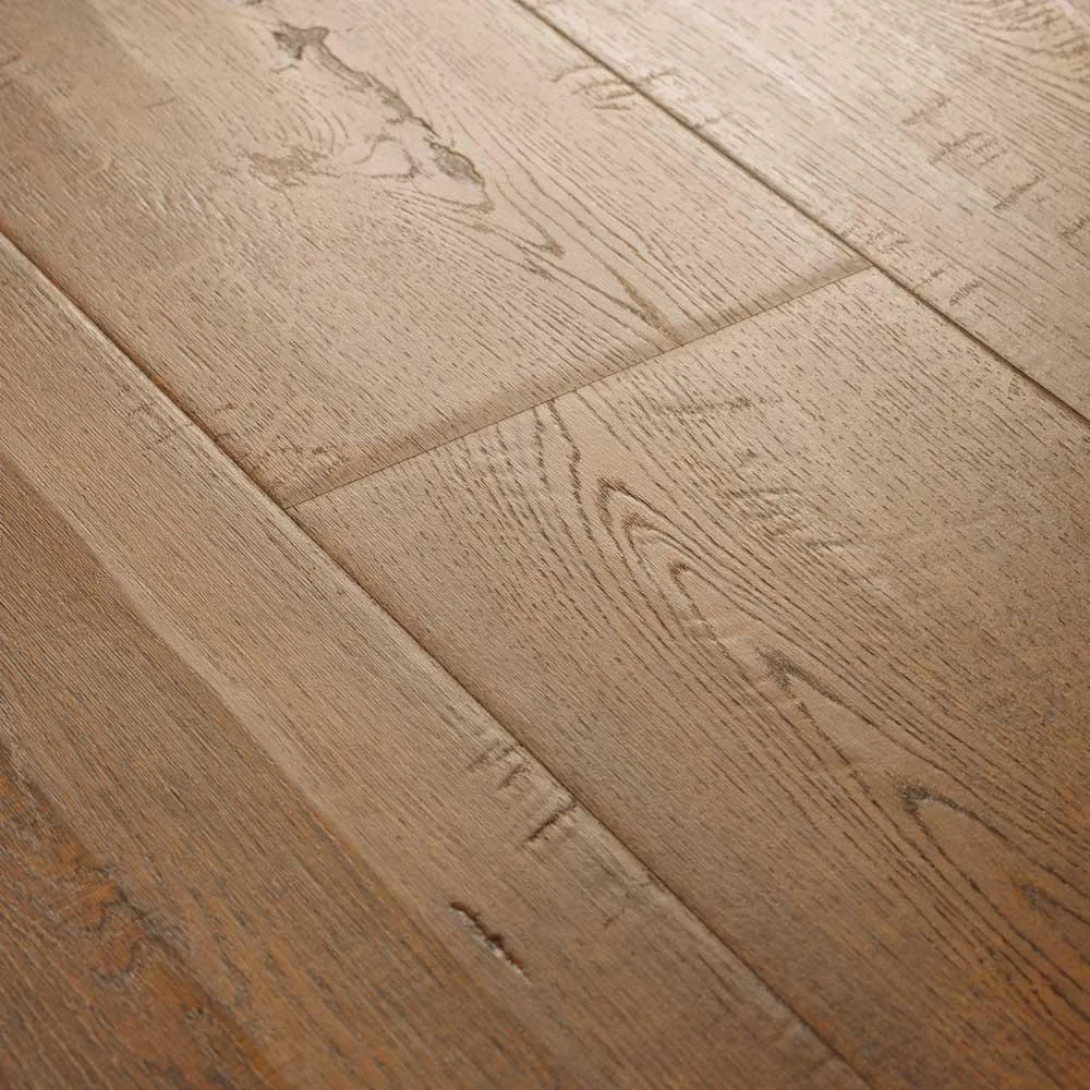 Pergo Outlast+ Waterproof Auburn Scraped Oak 10 mm T x 6.14 in. W x 47.24 in. L Laminate Flooring (16.12 sq. ft. / case), photo 2 of 12