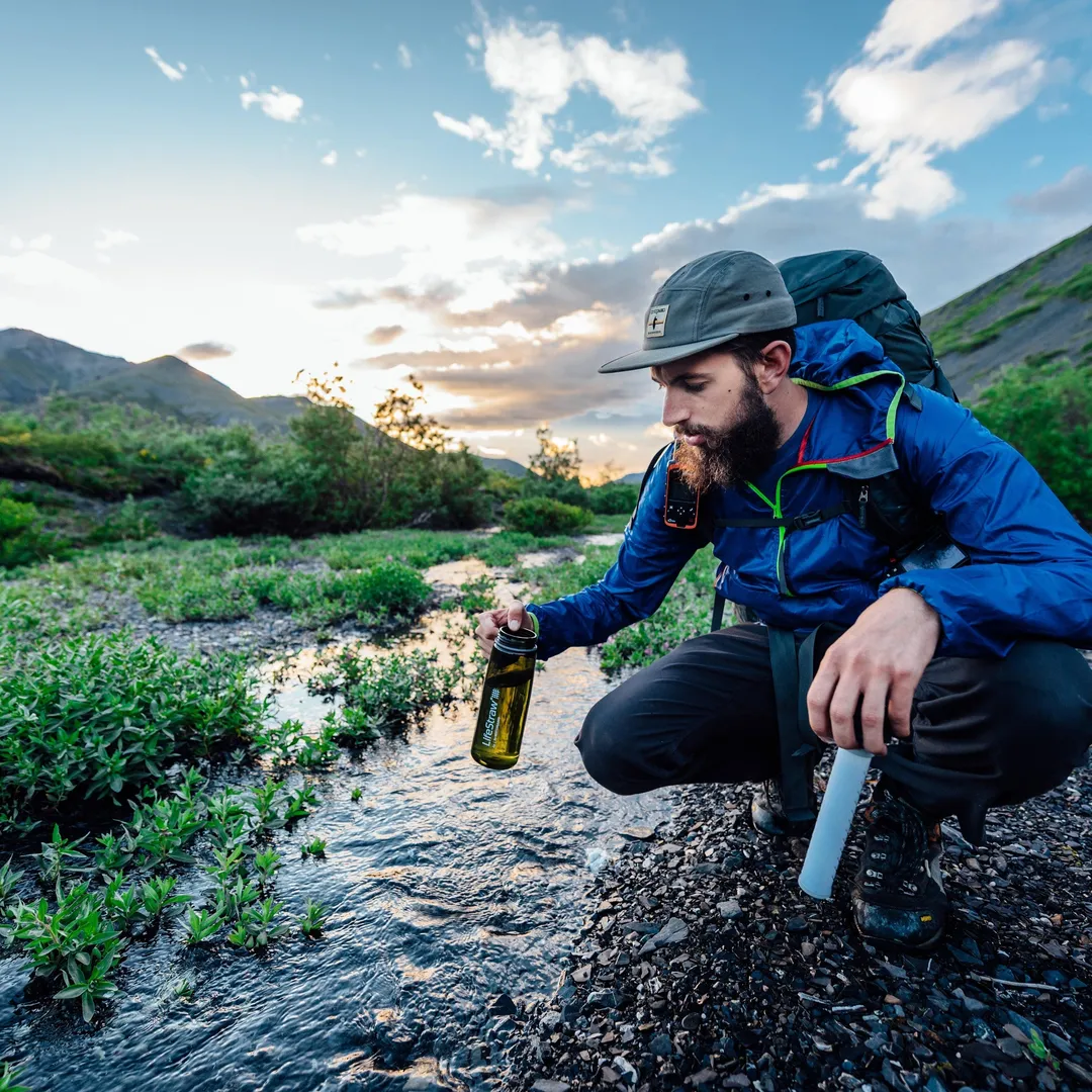 LifeStraw Go 650ml - Water BPA-Free Bottle with Filter for travel, hiking, camping, survival and everyday use - Blue, photo 4 of 7